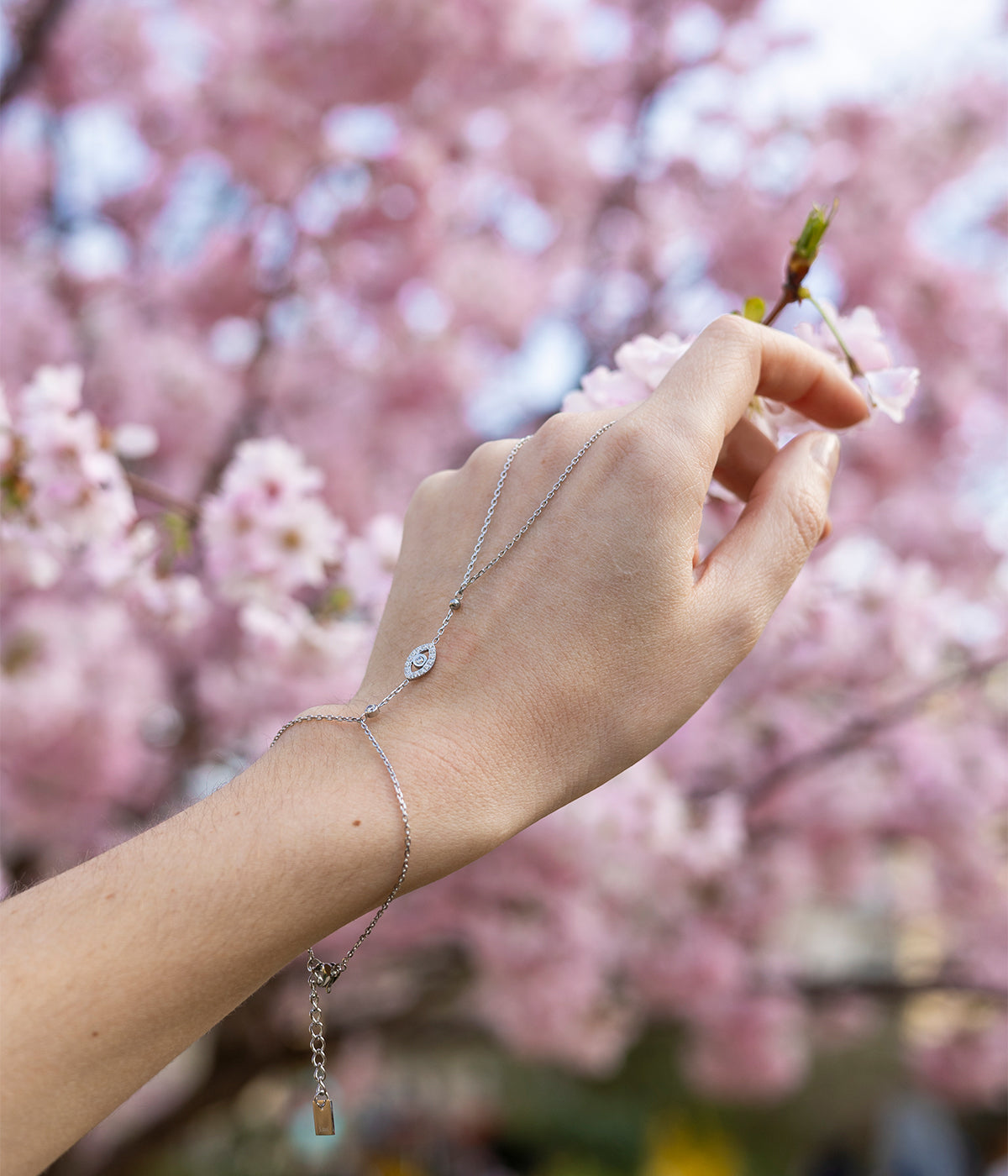 Gipsa Hand Jewelry (Steel)