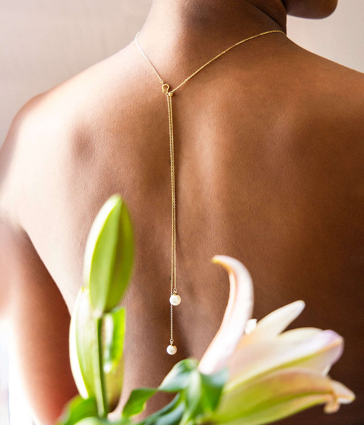 Back jewel Alise (Golden steel)